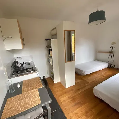Ideally Located Next To Castle Park Apartment Saint-Cyr-l'Ecole