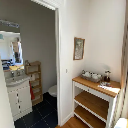 Apartamento Ideally Located Next To Castle Park Saint-Cyr-lʼÉcole